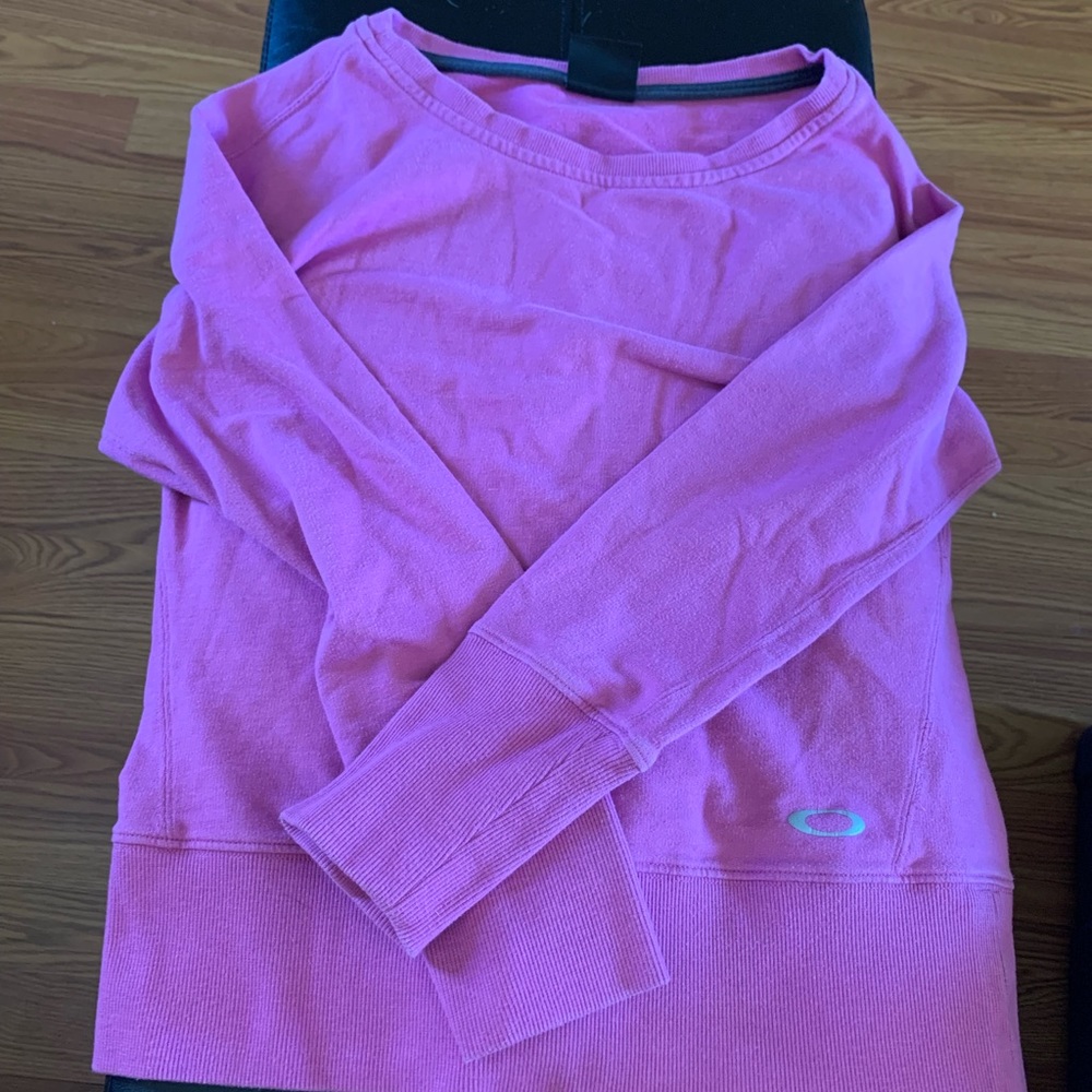 Oakley thin sweatshirt medium